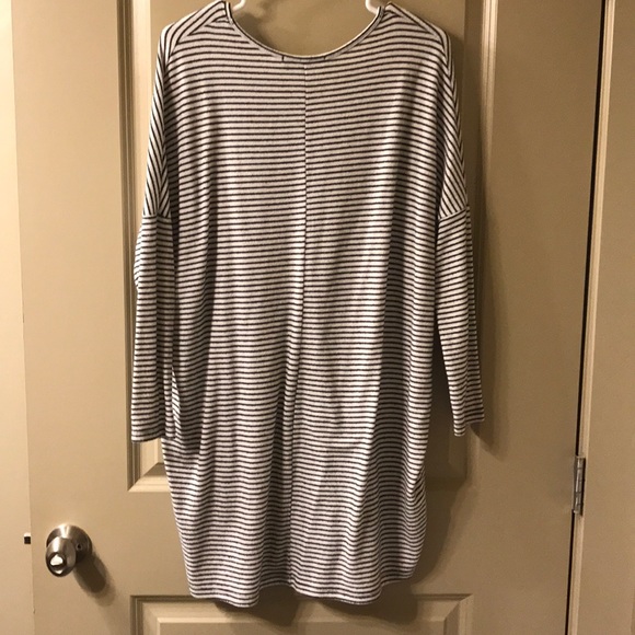 Striped tunic - Picture 7 of 7
